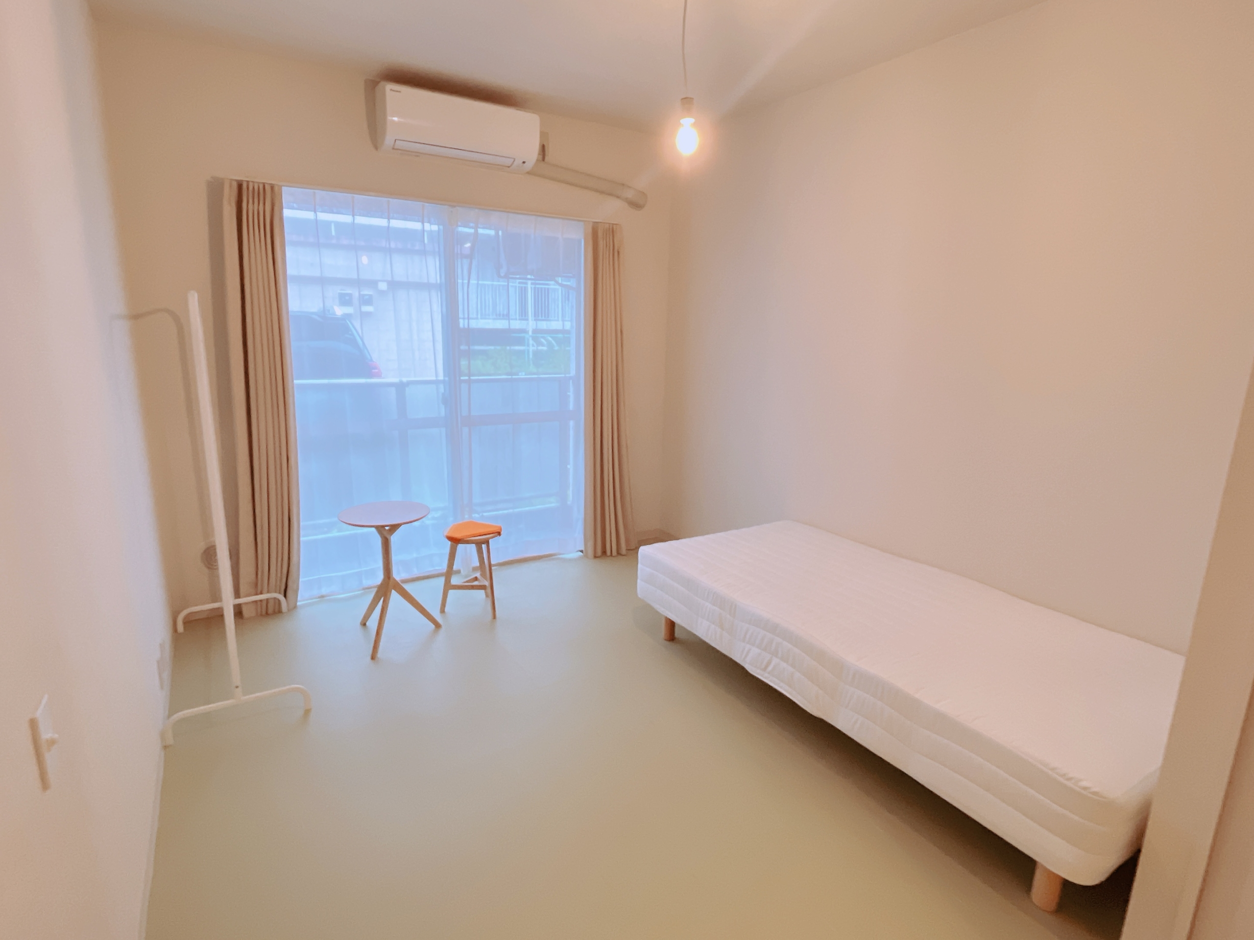 112号室（1R／短期入居OK、一部家具付、大型犬・DIY可）